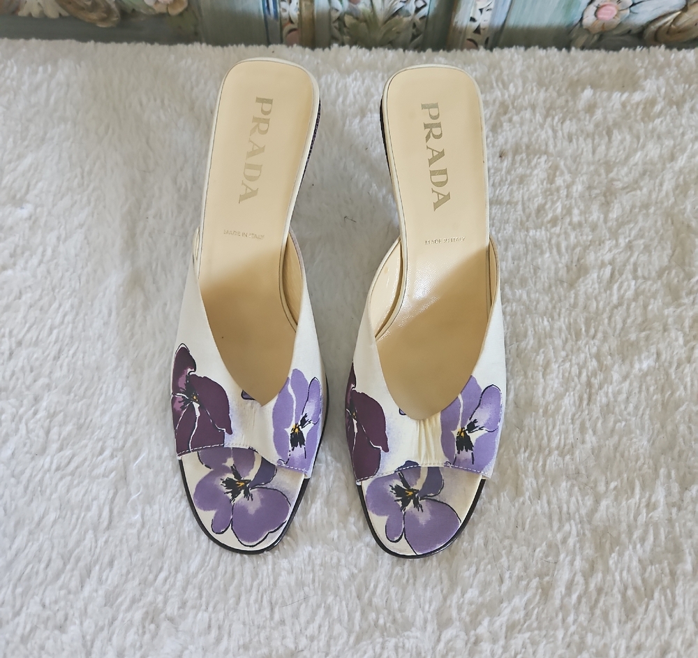 Prada Women's Cream and Purple Floral Mules